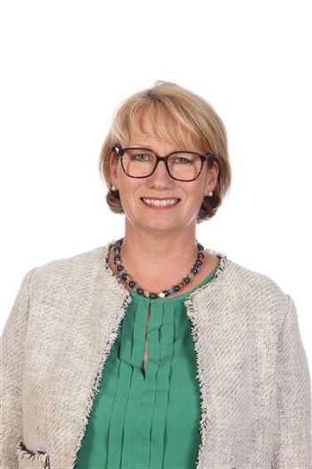 Breislin,Mrs Jennifer,13698967